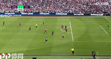 手感一般！伦纳德全场投篮21中7，得到21分6板5助2断